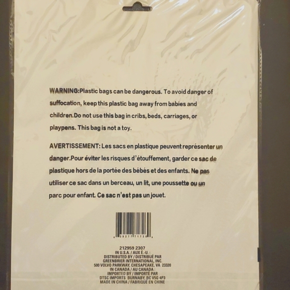 10 Inch- 16 Count Heart Shaped White Doilies- NEW - Picture 4 of 4